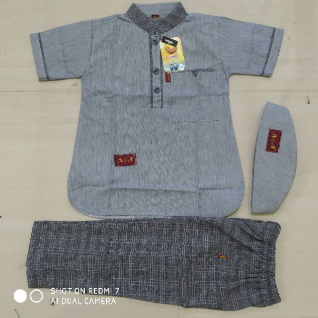 Koko anak A&J mode Turki Set Celana Panjang Serat Kotak Dan Peci Baju Lengan Pendek TERBARU