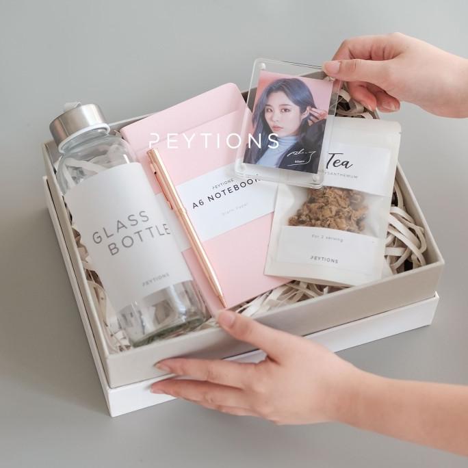 

HAMPERS PACAR CEWEK - ULANG TAHUN KOTAK KADO TEMAN ISTRI WANITA FGBV61352