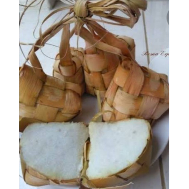 

Ketupat Nasi / 3pc