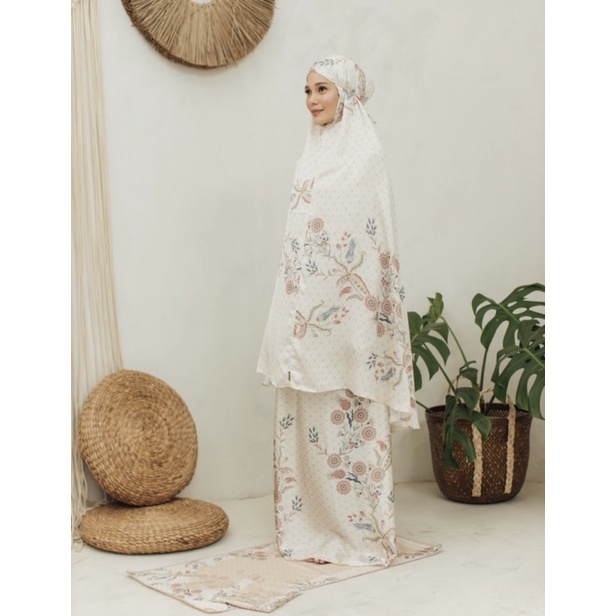 Tulip PRAYER SET / Mukena - Sea Salt by Wearing Klamby