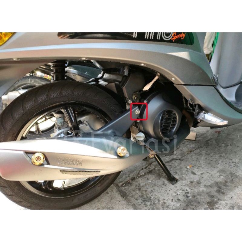 Baut pegangan knalpot atas Mio j fino Soul GT Probolt original stainless thailand