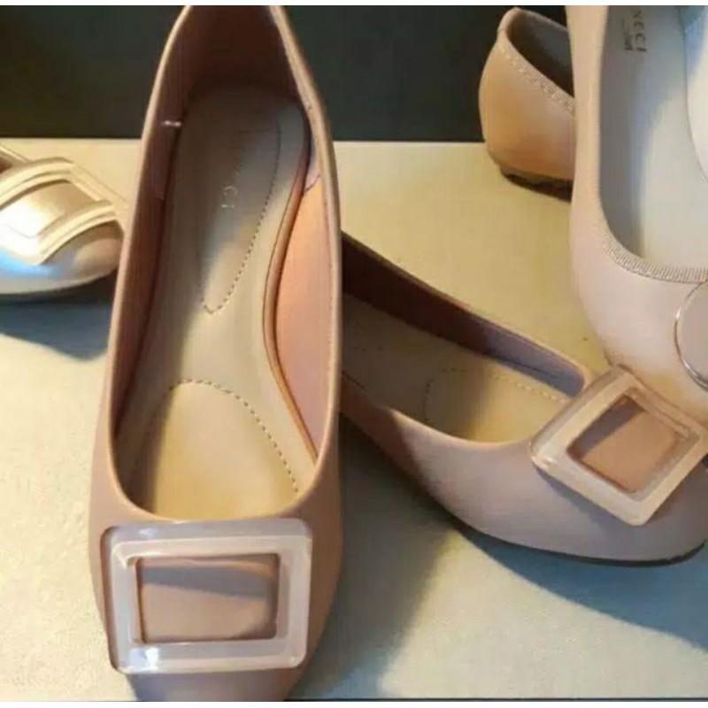 VINCCI FLAT SHOES