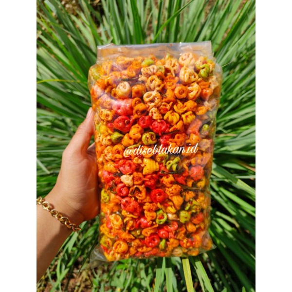 

kerupuk seblak kerupuk Gelung pedas daun jeruk isi 500gram