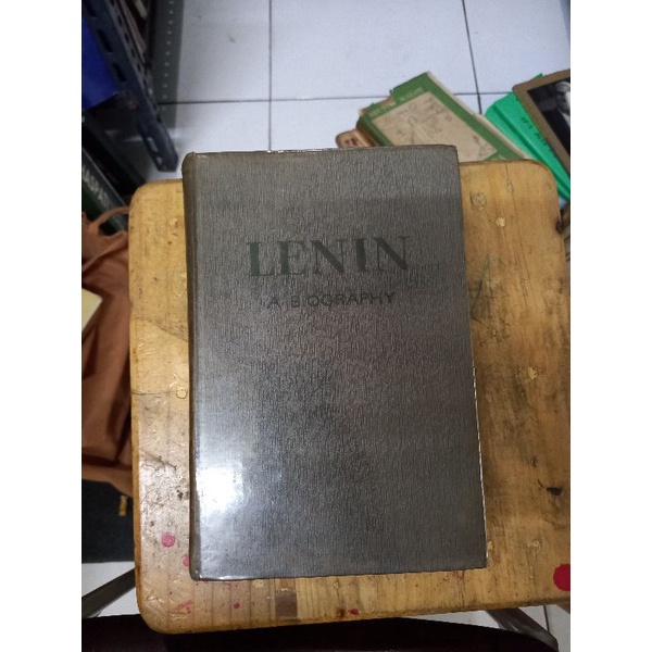 VLADIMIR ILYICH LENIN A BIOGRAPHY