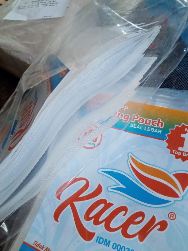 Plastik Standing Pouch Merk Kacer Isi 50 Lembar