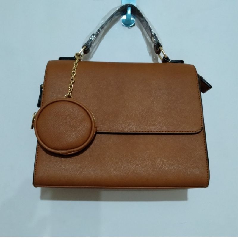Tas Connexion Brand Matahari