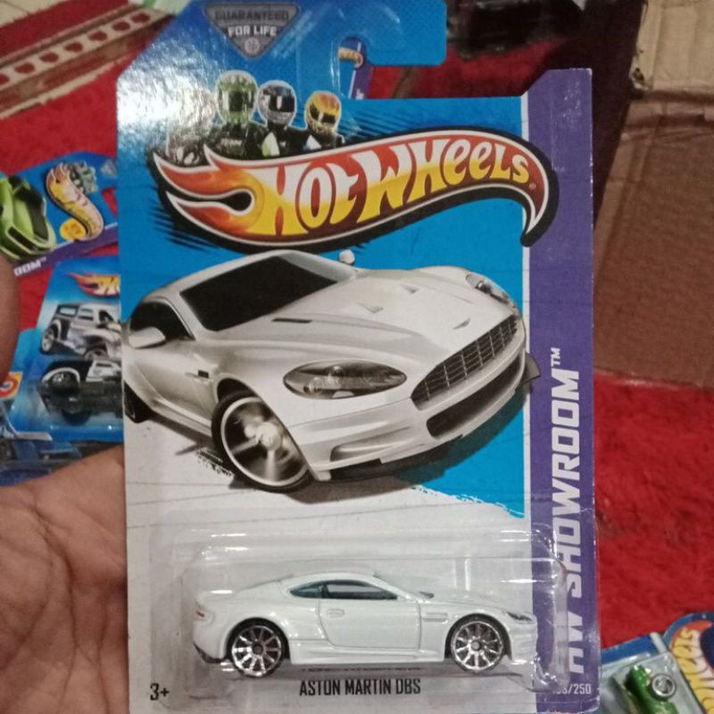Hotwheels Aston Martin DBS US Card