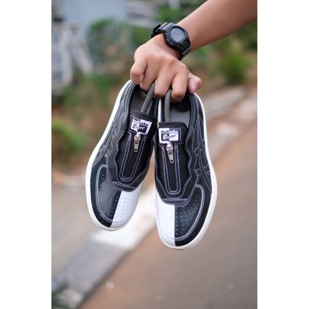 Onitsuka Tiger GSM  black & white