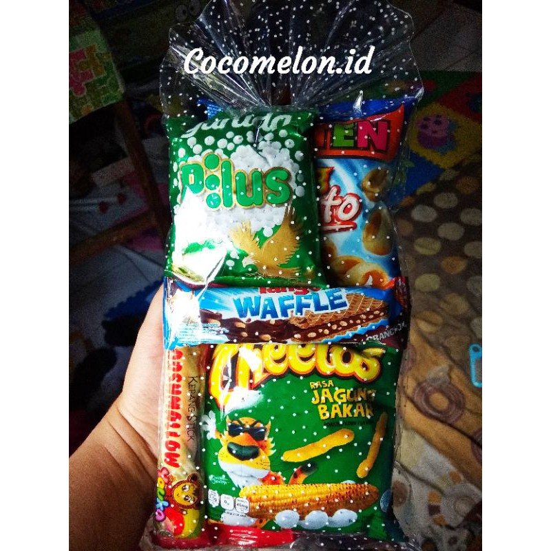 

bingkisan snack ulang tahun