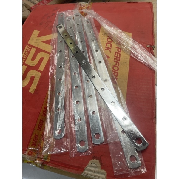 Breket Bolong Knalpot Chrome Full CNC-plat besi anti karat-P 33cm T 3mm L 2cm-harga(1pcs)