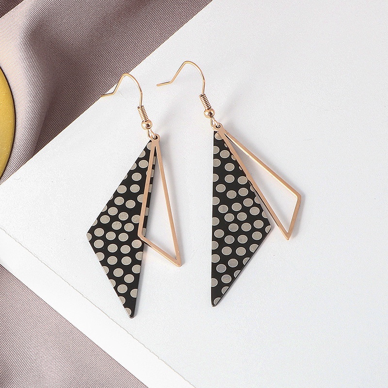 Anting polkadot juntai segitiga titanium anti karat korea fashion