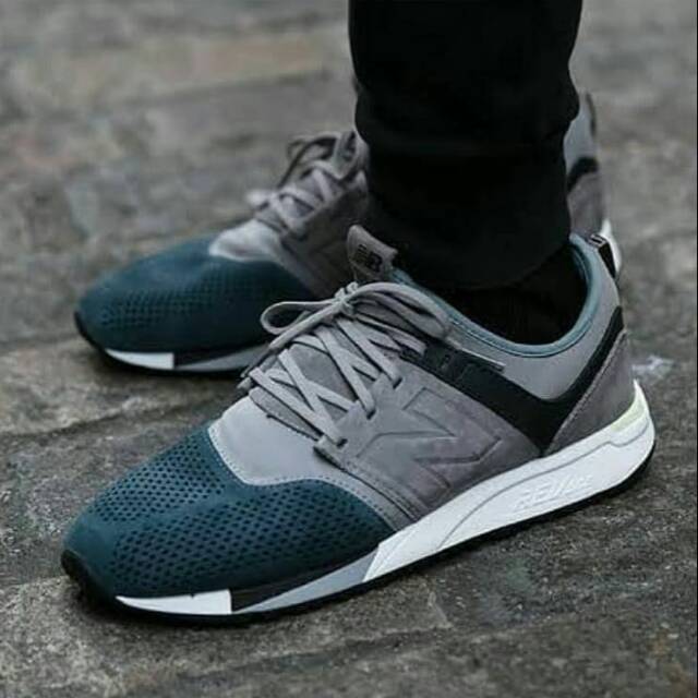 grey new balance 247