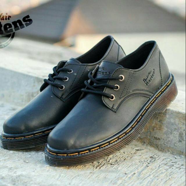 SEPATU FORMAL KERJA KANTOR BOOT ORIGINAL KULIT ASLI PRIA KICKERS/SPECS/NIKE/ADIDAS/ARMOUR/PUMA/GUCCI