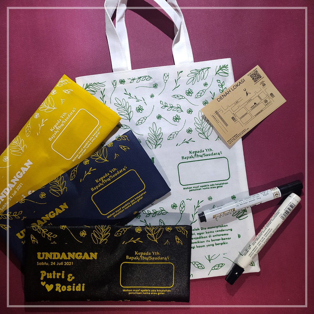 

Tas Undangan Spunbond - Eco Bag Undangan - Tas Totebag Undangan Free Kartu dan Sticker Label