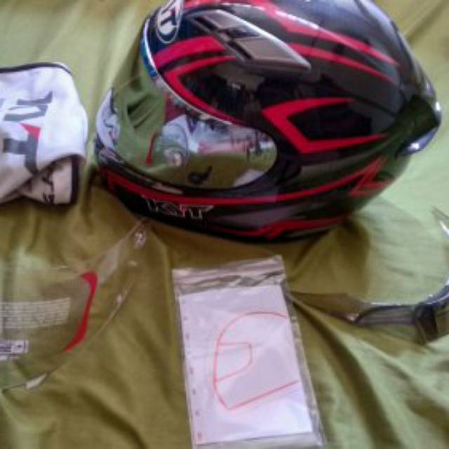 KYT FALCON CARBON RED SECOND