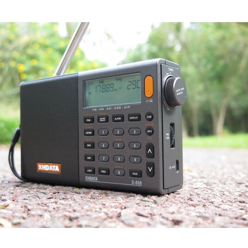 XHDATA D-808 D808 FM Stereo AM Airband HF SSB USB LSB Sensitif Selektif