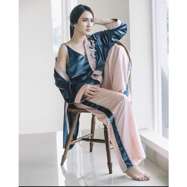 preloved ava prologue set