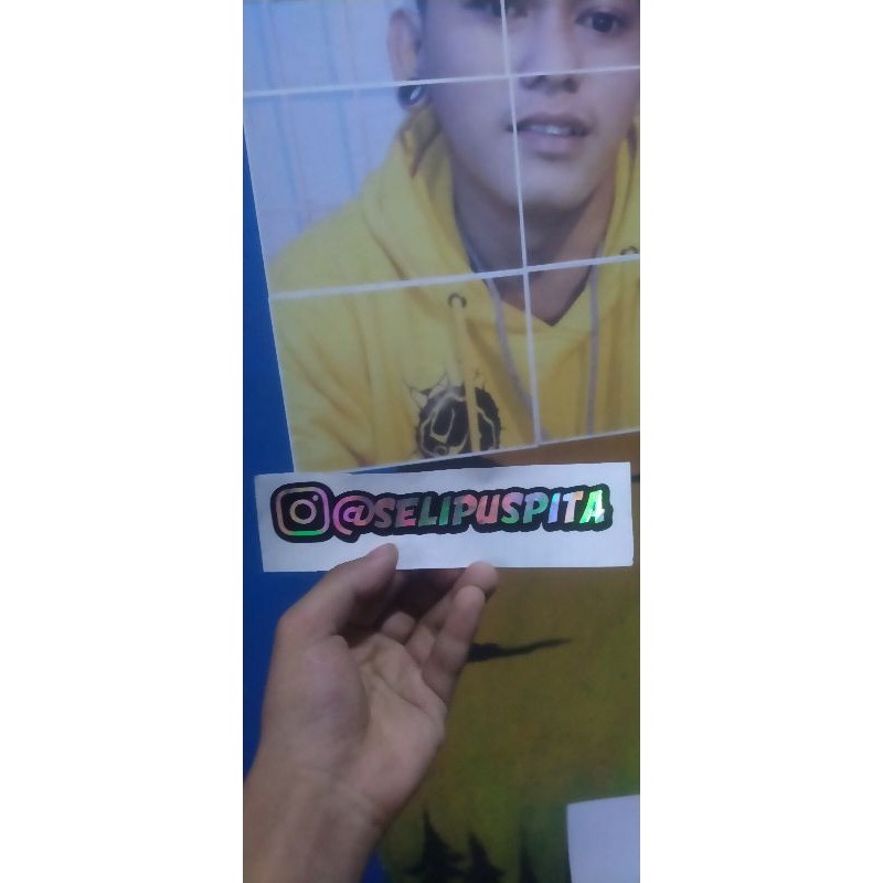 

Cutting Stiker Nama