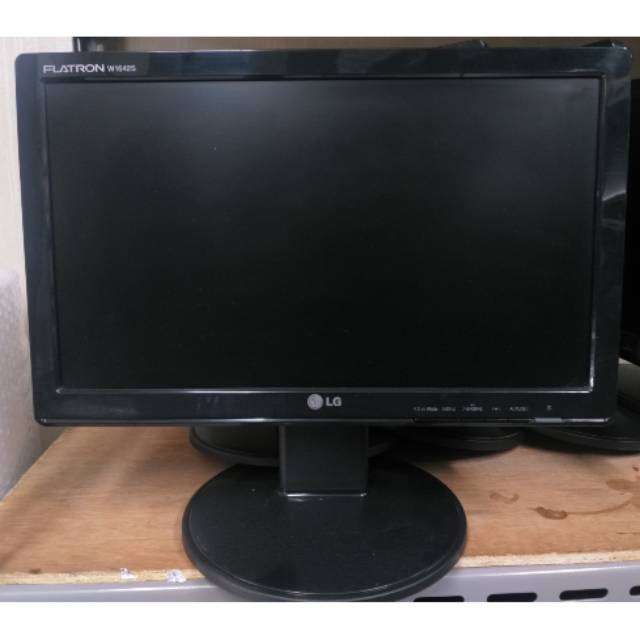 Monitor LCD 16 inch LG