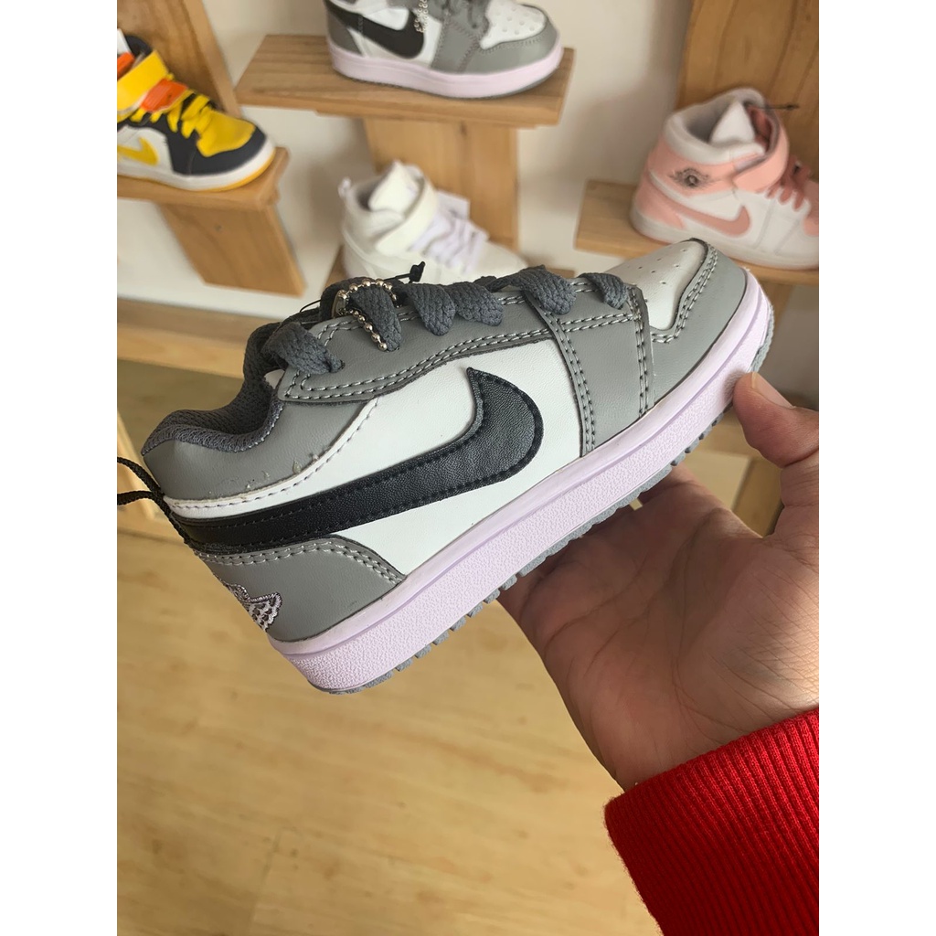 Sepatu Anak Nike Jordan Low Abu