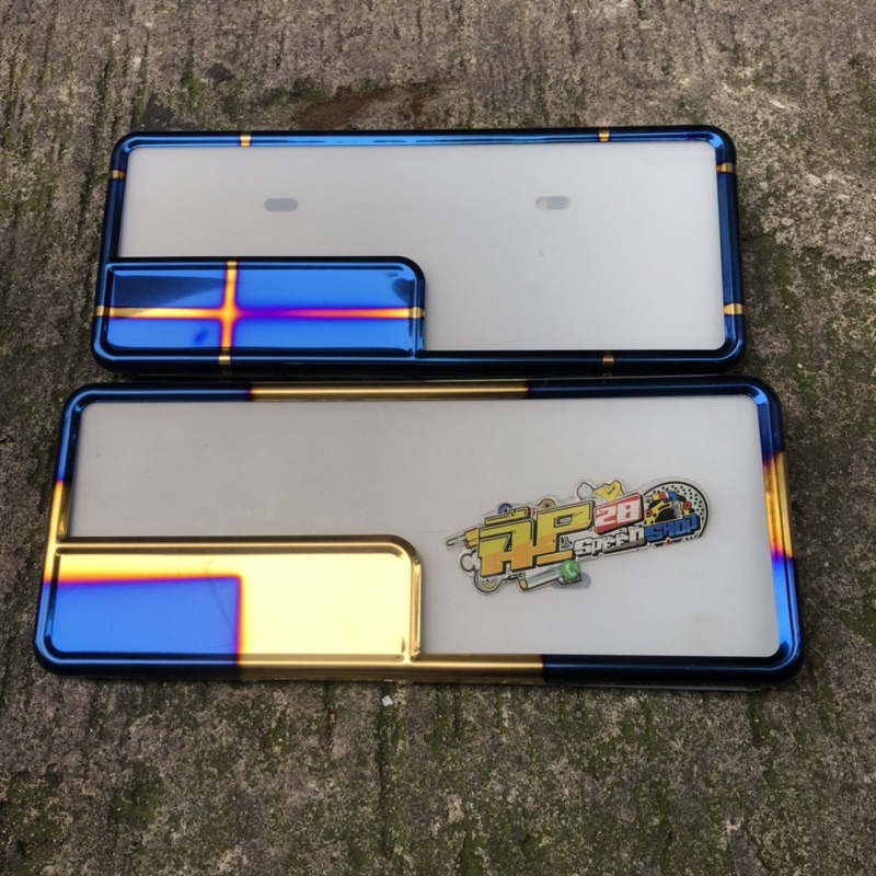 COVER/DUDUKAN PLAT NOMER/BINGKAI PLAT NOMOR TWO-TONE STAINLESS 1 SET DEPAN DAN BLAKANG PLUS MIKA