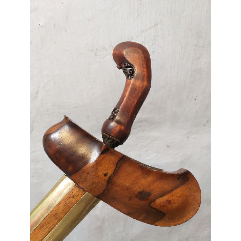 keris jalak nyucup madu pamor miring