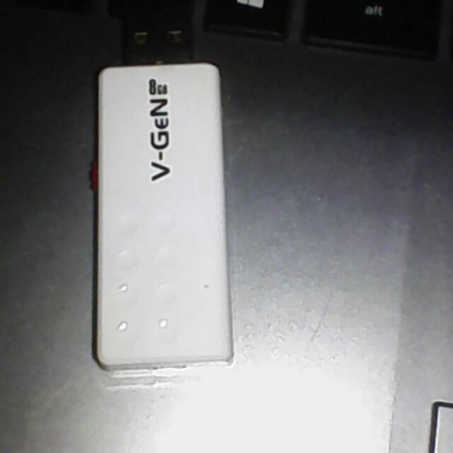 Flashdisk V-GeN 8 GB