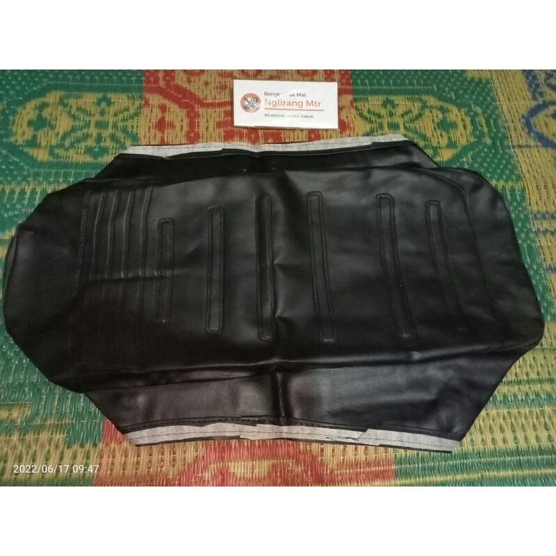 kulit jok sadel Honda CG110 CG 110 CG125 CG 125 NOS