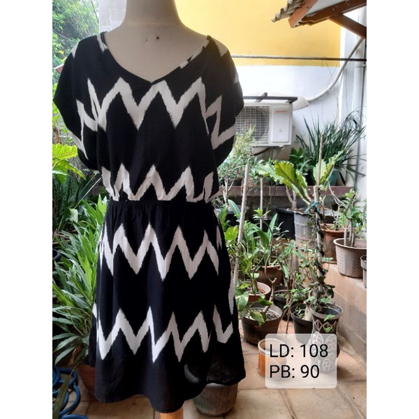 Midi Dress Katun ZigZag