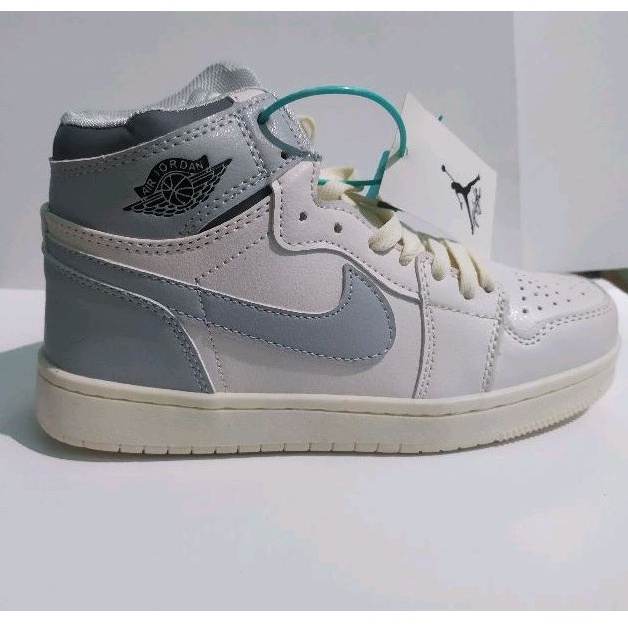 Sepatu Nike Air Jordan 1 High Cream Grey London Krem Abu Import