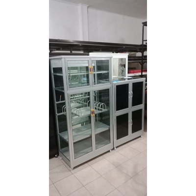 lemari. etalase, rak piring, kitchenset, kusen, jendela, pintu Alumunium dan lain lain