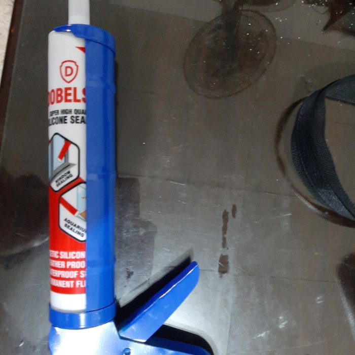 

Chrysa | pesanan paket lem botol dan tembakan 1set