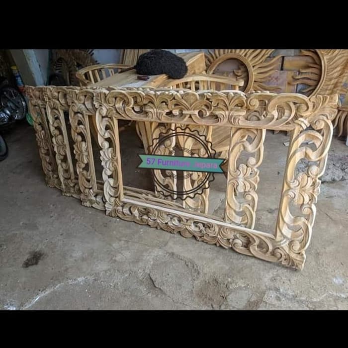 Pigura cermin jati mentahan ukir Jepara