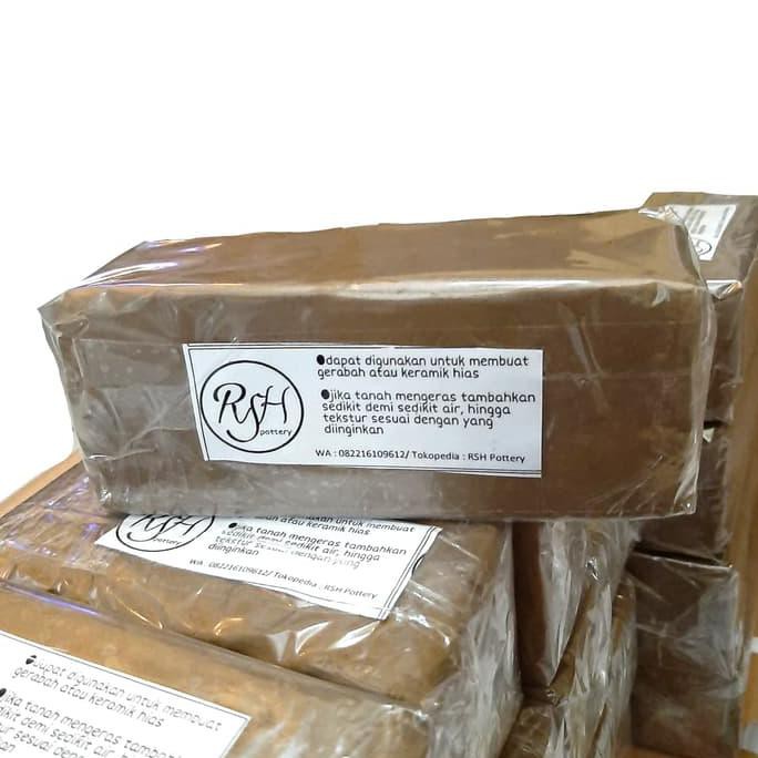 

TANAH LIAT / CLAY 1 KG