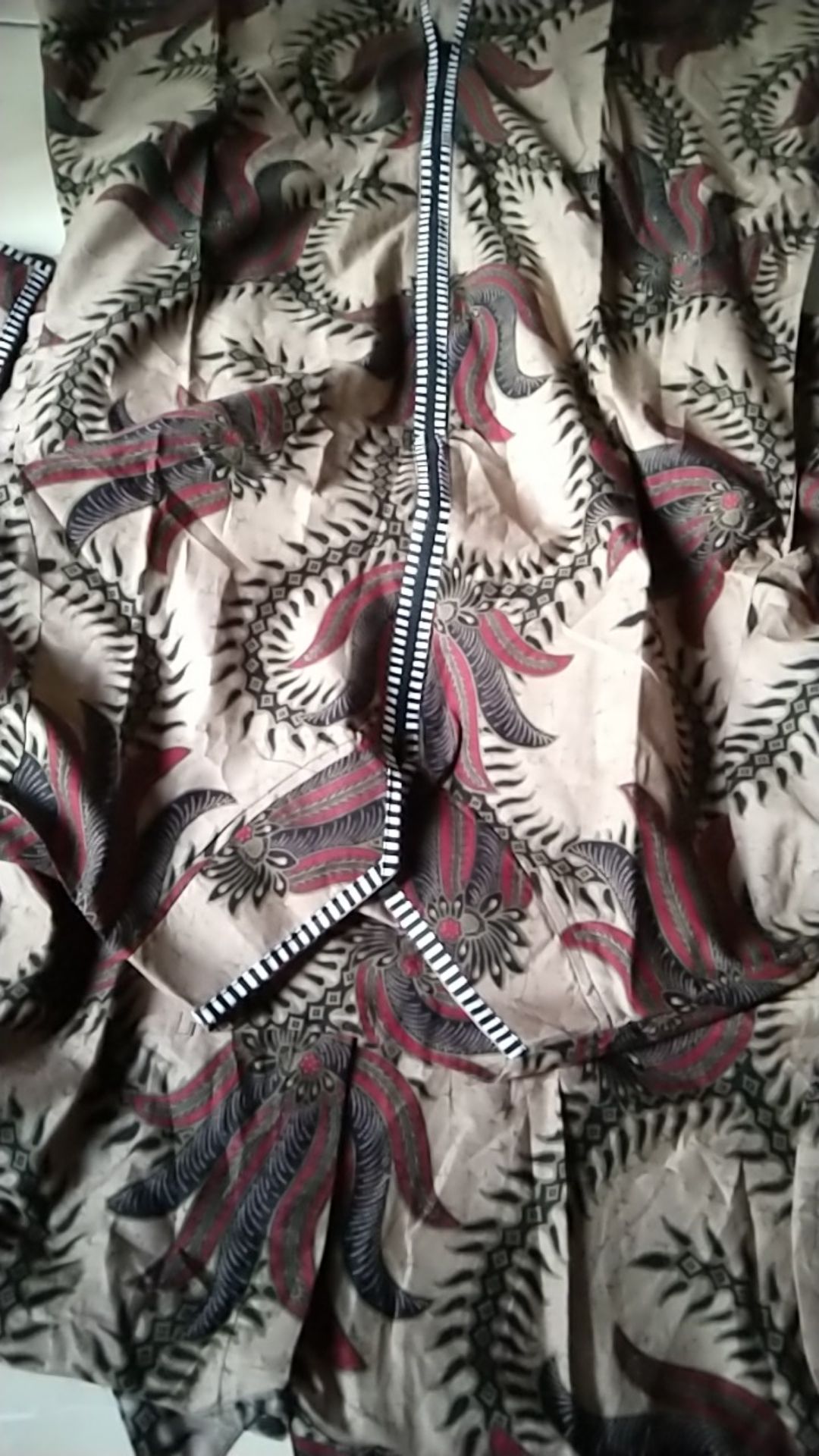 Batik Couple | Batik Couple Modern | Baju Batik Couple | Couple Batik Modern