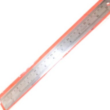 

Penggaris Stainless 30 Cm Garisan Besi