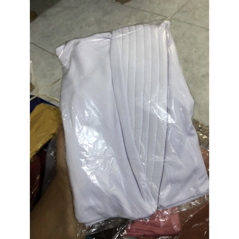 BASIC JILBAB BERGO BASIC HIJAB INSTAN JERSEY JILBAB SPORT MENUTUP DADA BERGO SPORT HIJAB SPORT PANJANG JUMBO-Putih