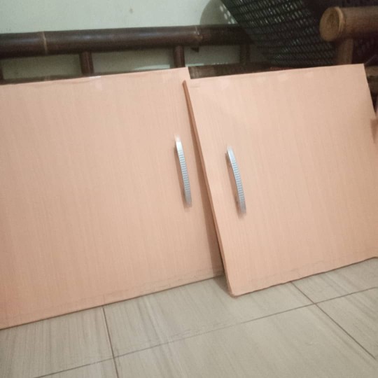 Tarikan Handle Handel Laci Pintu Lemari Nakas Kitchen Set Plastik 96mm Bintik Abu Murah Hdp001