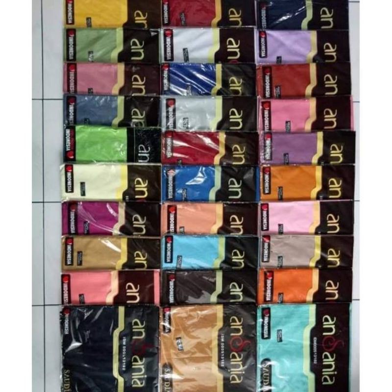 SEGIEMPAT SAUDIA ANSANIA / SAUDIA RAWIS KERUDUNG SEGIEMPAT SAUDIA WARNA LENGKAP