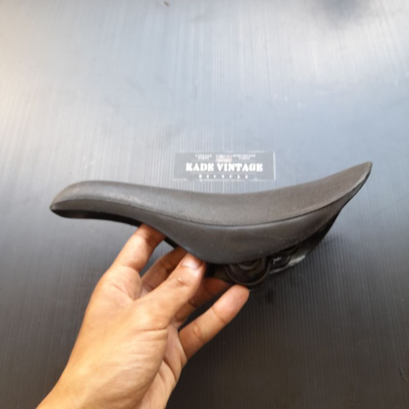 Sadel OSBMX Hitam Taiwan jok jadul vintage plastik old school BMX