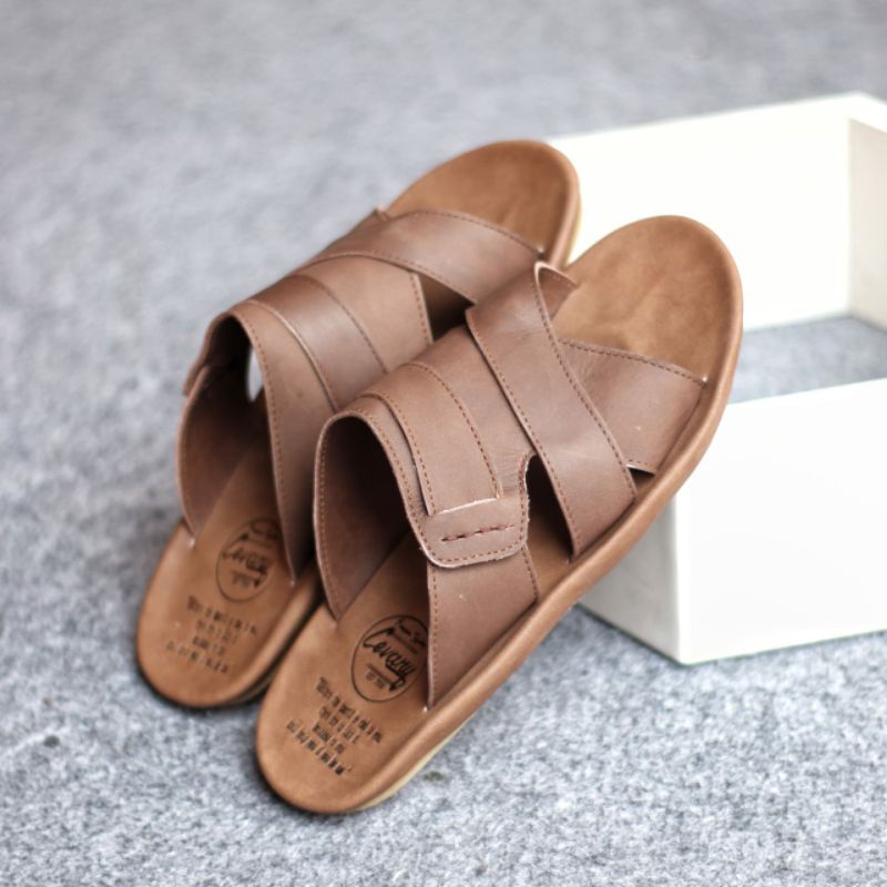 EXO Sandal Slide Pria Kulit Asli Anti Slip Sendal Slip On Casual Slop Main Santai Kerja Trendi Nyaman Keren