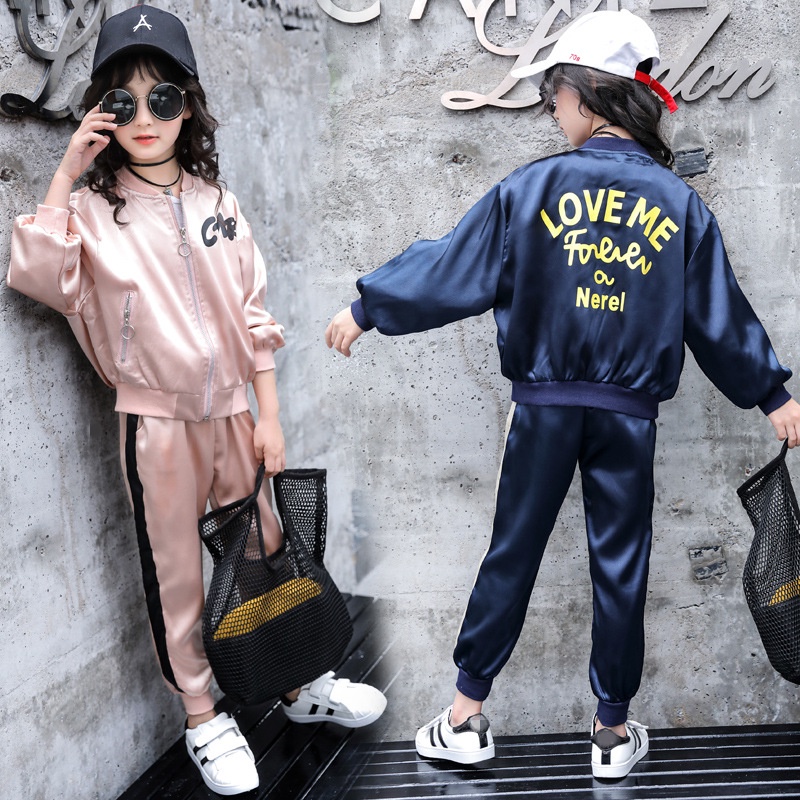 LOVE ME SET BAJU SETELAN TRAINING CASUAL ANAK CEWEK KOREA IMPORT HIP HOP