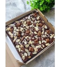 

Fudgy Brownies 20*20 Premium