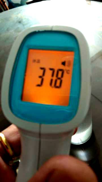 Termometer / Thermometer Infrared / Alat Ukur Suhu Badan Besiter L-99
