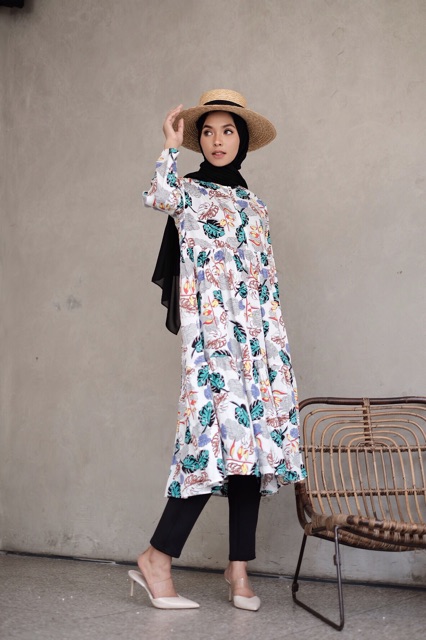 LEXY MIDI DRESS WHITE LEAF