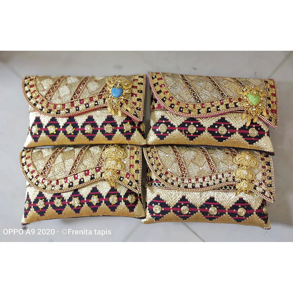 Clutch Tapis Ukuran  S M L