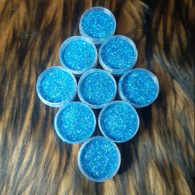 

Gliter Hologram Biru Muda