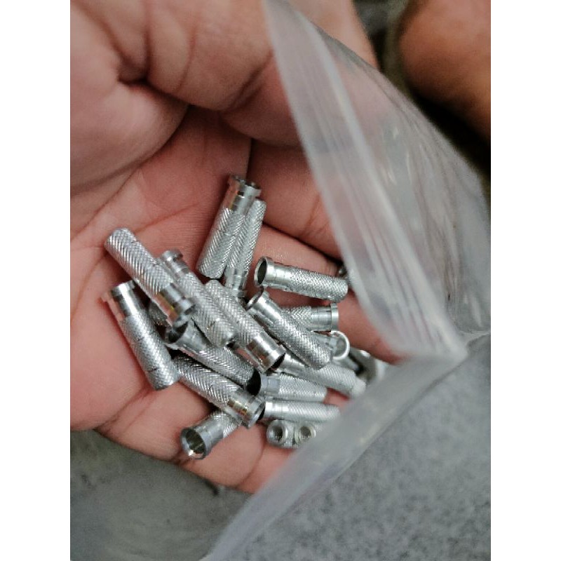 Bushing carbon arrow