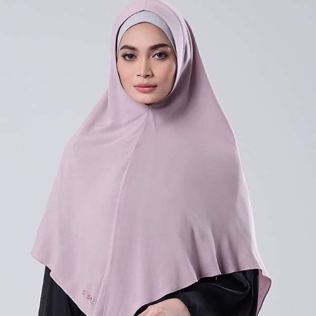 Lavenia sisesa beli ternyata wrnnya sama