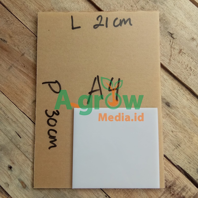 

Mika Akrilik Putih Susu Lembaran Tebal 2mm Ukuran A4 (29,7cm x 21cm) Acrylic Grosir